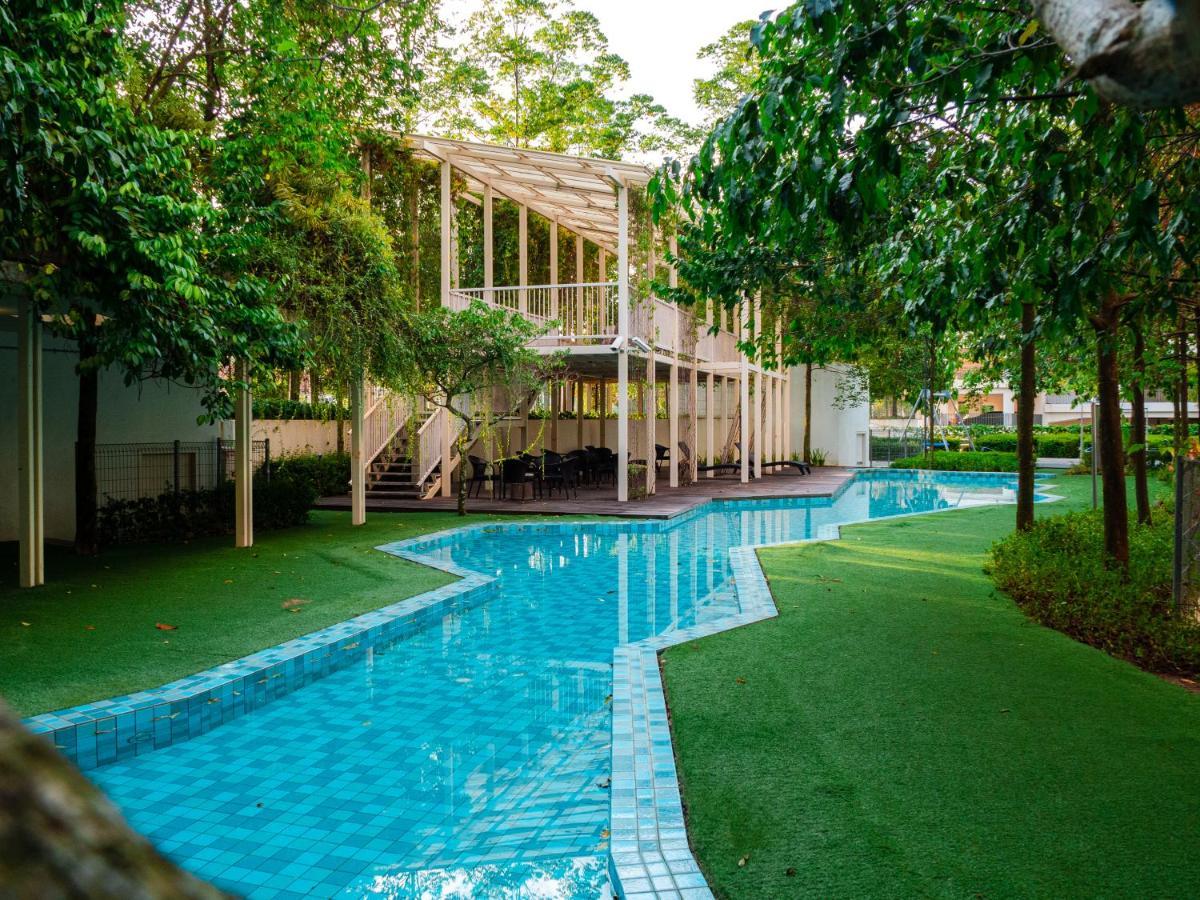 Getaway Residence At סיברג'איה מראה חיצוני תמונה